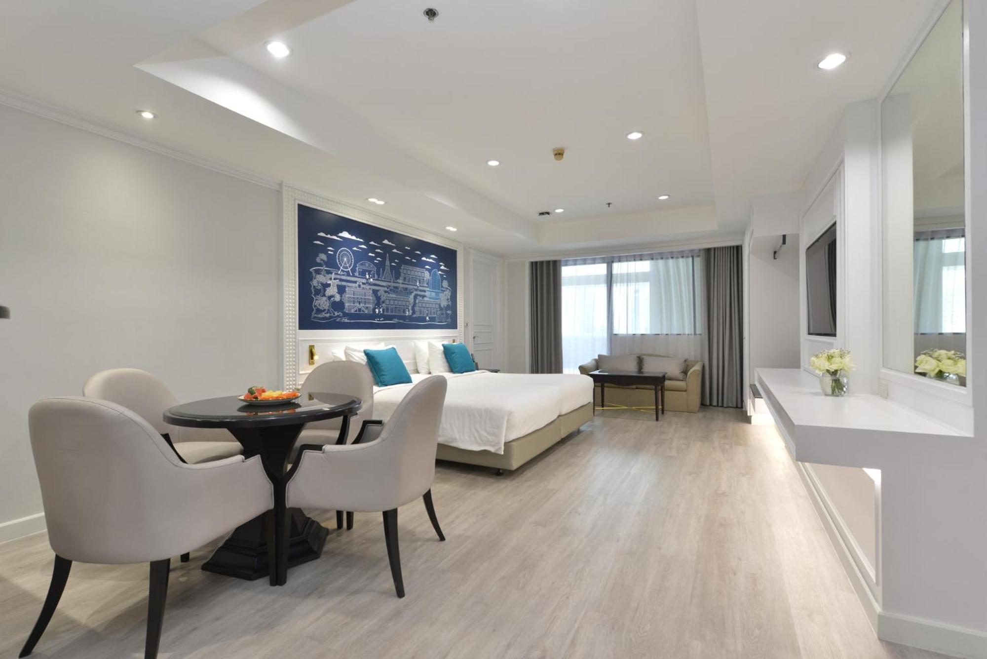 Centre Point Plus Hotel Silom - Newly Renovated Bangkok Room photo