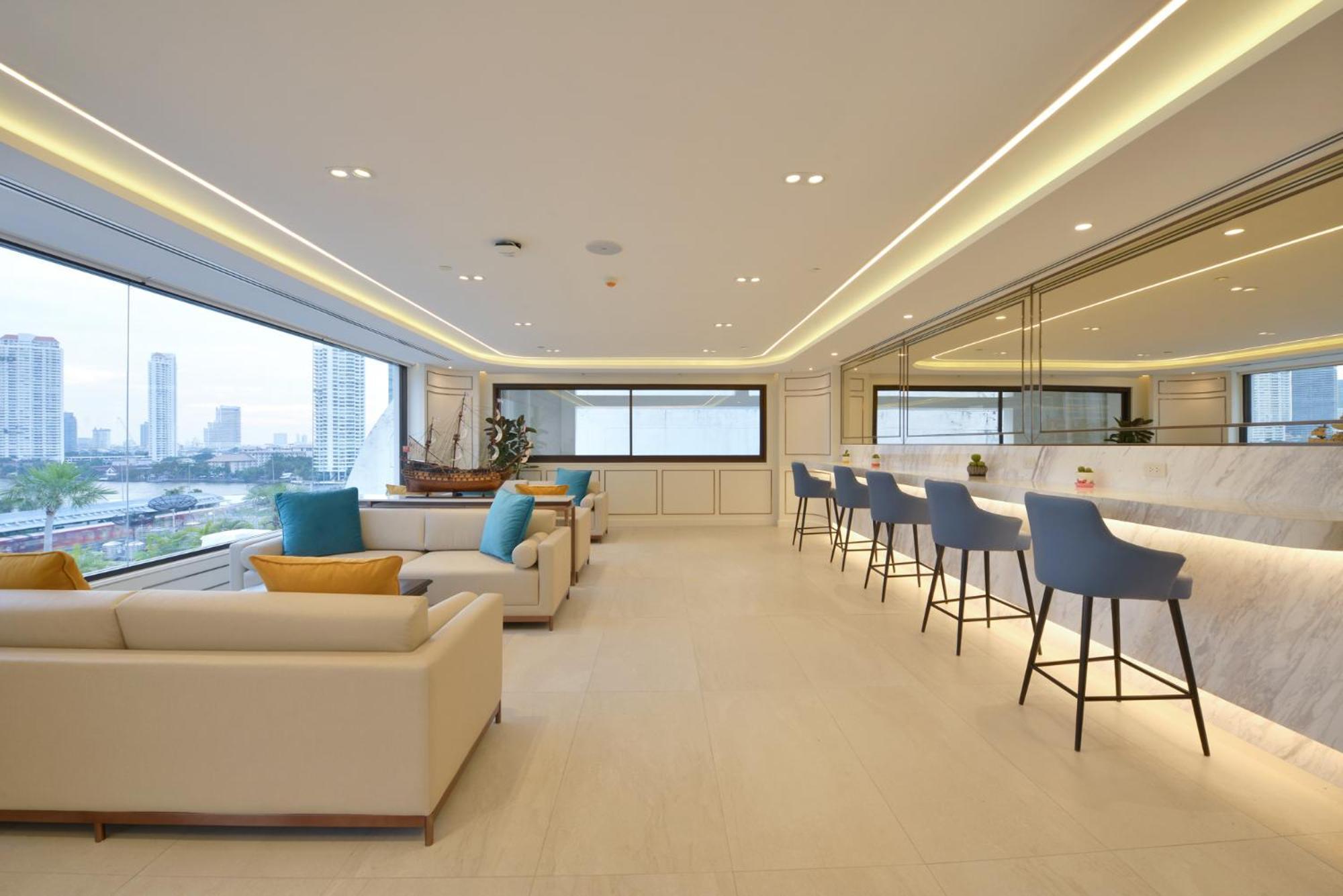 Centre Point Plus Hotel Silom - Newly Renovated Bangkok Exterior photo